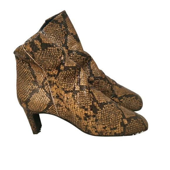 New tan Free people snake skin slouchy bootie sz 38 7.5 - Picture 1 of 7